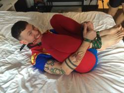 gaycomicgeek:  megashadowbeam:  Woo! So, I’m in NY at Flamecon