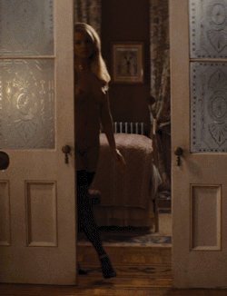 bostikodyssey:  Animated Margot Robbie. 