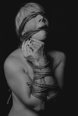 gorgone-kinbaku:  model: VisualSanctity’s N.  rigger: GorgonePicture: