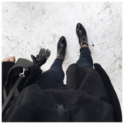 balmain-vogue:  Want to gain followers? Message me HEY for a