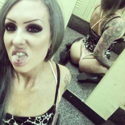 stripper-locker-room:  audreykelly47
