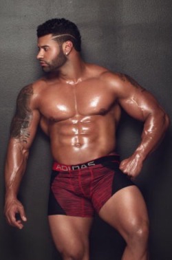 lifesizeteddie:  Jonathan HEAT Martinez