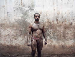 jfpetersphoto:  Kushti Wrestler, Lahore, Pakistan 2013