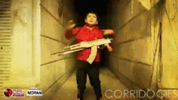corridogifs:  Dicen que desde la infancia les gustaba la vagancia