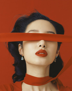 anammv: Elaine Zhong in The Portraits of Modern Chinese Beauty
