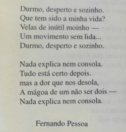  Aqui está-se sossegado, Fernando Pessoa, Em ‘Poesias Inéditas