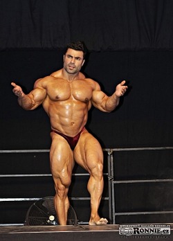 worldbodybuilders:  Eduardo Correa.