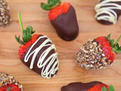 boozybakerr:Chocolate Dipped StrawberriesWhere Alcohol Is The