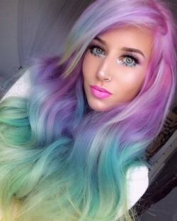 color-head:Amy