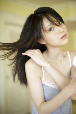 Woo!kawaii-sexy-love:  Rina Aizawa 逢沢りなA few select pics