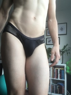 sub-slut-femboy:  I like my new panties, they suit my clit.