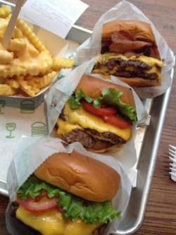 yummyfoooooood:  Bacon Cheeseburger, Double Cheeseburger &