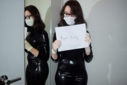 mega-kinky:  with thanks  to Alaska-Moon for a very kinky custom