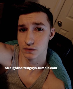 straightbaitedguys:  Cute 18 year old who just wanted to share