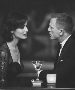 lavishallure:  Bond.