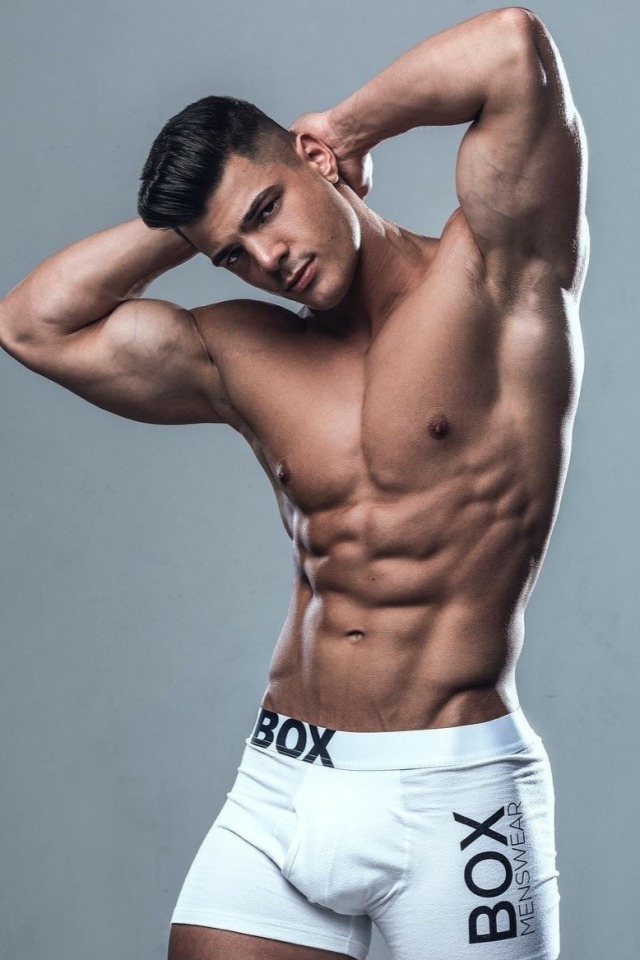 hotmen-addiction: