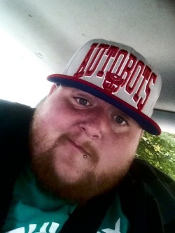 imlostandilikeit:  Rockin the new new era lol