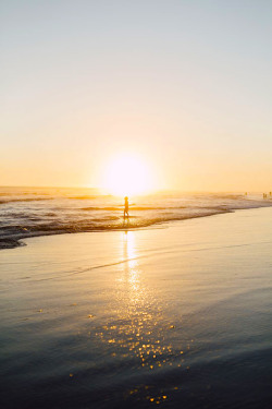 thelavishsociety:  Newport Beach by Kesler Ottley | LVSH 