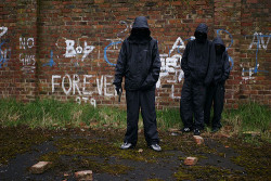 xanaxwbu:  all black north face with the mask I do not ski  bigbandbenji