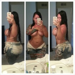 elkestallion:  Skin, jeans & wet hair!!!!! Straight out da