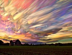 cloud-kitten:  holyshmidt:  Time lapse photo of hundreds of sunsets