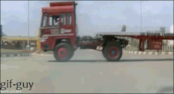 gif-guy:  http://gif-guy.tumblr.com/  What the fuck