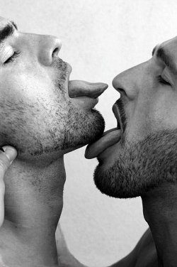 demoninthedark:  Tongue Lashing  Sexy boys licking each others’