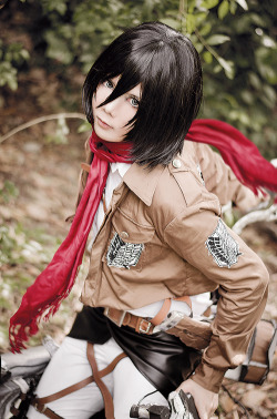 cosplay-photography:  Mikasa Ackerman by ~Inushio