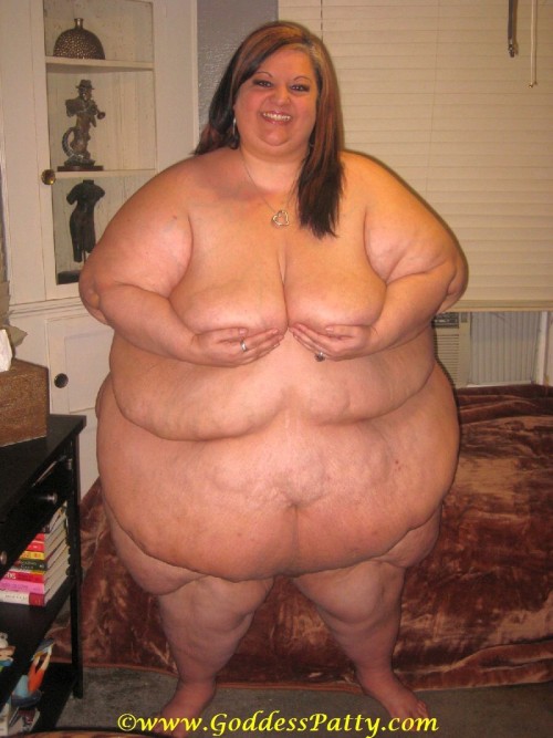 700 pound SSBBW “Goddess Patty”. One of the world’s fattest women
