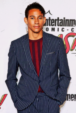 hobrien:Keiynan Lonsdale at Entertainment Weekly Annual Comic-Con