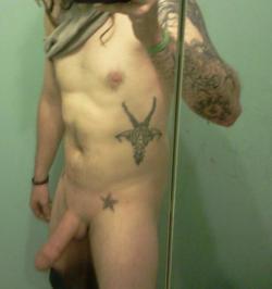 hungdudes:  Middle Earth Hung