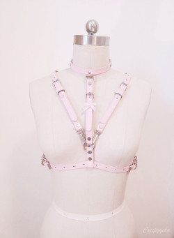 creepyyeha:  New Maliya Harness in pink. Will be available in