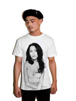 aaliyahalways:  Official Licensed Aaliyah Apparel by iconic photographer,