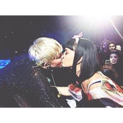 mileynation:  Miley Cyrus and Katy Perry making out during Adore