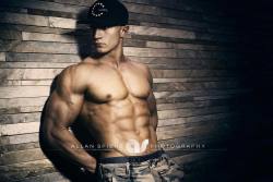 cdnlifter27:  Kevin Lisak Photos: Allan Spiers and Keegan Evans