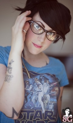 altmodelgirlcrush2: Holley Suicide @suicidegirls 