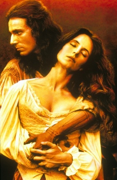 Passion overrules fear (Madeleine Stowe and Daniel Day-Lewis in “The Last of the Mohicans”)