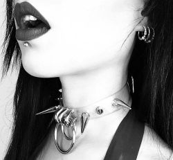 pinkmilksweden:  @model_amygrey wearing the clear Kendra choker