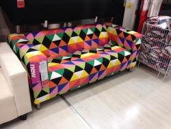 tentacleprincess:  how tacky is this sofa it’s fantastic 