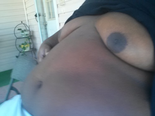 chibadaboss:  Nice day in my part of the worldâ€¦..why not take pics? #tummytuesday  Magnificent moobs always make my day nicer