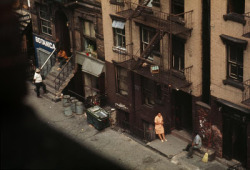 sirius-blackly:  new york city, 1975 | rené burri.   DIRTY OLD