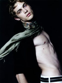 chanelresort:    Greg Nawrat by Milan Vukmirovic for Fashion