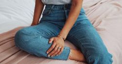 Just Pinned to Outfits with Denim Jeans that I really like: 