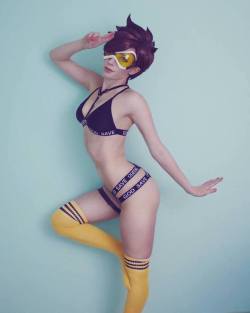 overbutts:  Tracer Cosplay