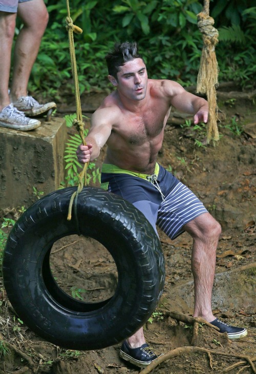 hotcelebs2000:  ZAC EFRON