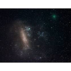 Close Comet and Large Magellanic Cloud #nasa #apod #comet #252plinear