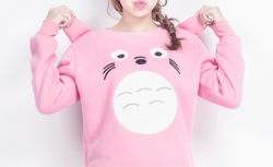 akaashie:  ♡ Totoro Sweater from Fashion Store♡ Price: ศ.70♡