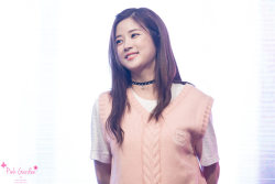 kpop-now:  Chorong 