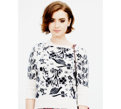 dailylilycollins:  Lily Collins attends the Chanel show in Paris,