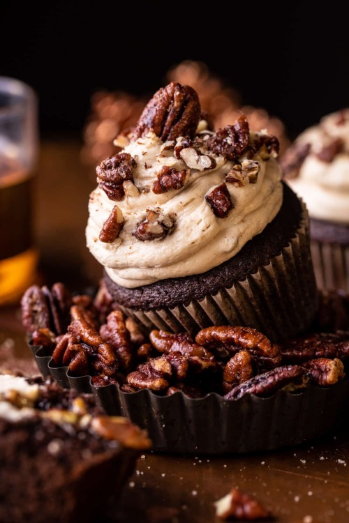 daily-deliciousness:  Chocolate bourbon pecan pie cupcakes with